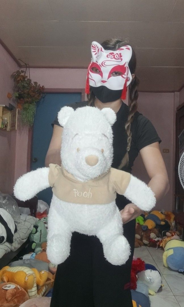 37cm sitting white Pooh stuffedtoys (Category: Plushies & Soft Toys) located in Echague. Submitted by manikaisabelavarietyshop (Listing ID 1466479009, Image 2). Description: 37cm sitting white Pooh stuffedtoys.