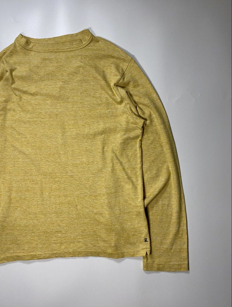 45rpm Longsleeve (Category: Activewear) located in Bago City. Submitted by johnpaul_gidlayan (Listing ID 1466410601, Image 2). Description: 45rpm Botanical Dyed Longsleeve (Unisex) Item Details Size: Small Dimension: 19.5x26 Sleeves: 24.6 Shoulder: 18 Condition: Excellent condition (needwash) Color Rate: 9.5/10 Flaws: None (Item color vary due to lighting) — Price: 950+sf.