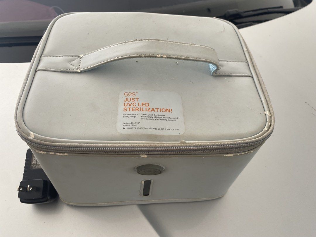 59S UVC LED Sterilization Bag with Power Adapter (Category: Medical Supplies & Tools) located in Santa Rosa. Submitted by hoardqueensdeclutter (Listing ID 1466417163, Image 2). Description: .
