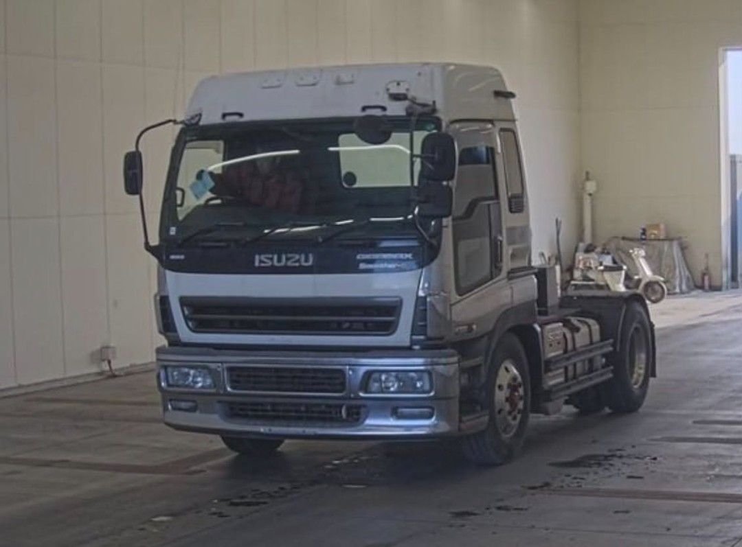 6wg1 tractor head 6w (Category: Construction & Building Materials) located in Makati City. Submitted by ztak13 (Listing ID 1466365690, Image 1). Description: 🚛 FOR SALE — ISUZU GIGA 6WG1 TRACTOR HEAD 🔥 💪 6W Tractor Head — Reliable & Heavy-Duty! 🔹 Brand: Isuzu 🔹 Model: Isuzu Giga 🔹 Engine: 6WG1 Inline 🔹 Transmission: Straight 7-Speed 🔹 Front Suspension: Molye 🔹 Rear Suspension: Air Suspension ✅ Powerful 6WG1 Engine ✅ Heavy-duty setup ✅ Gr