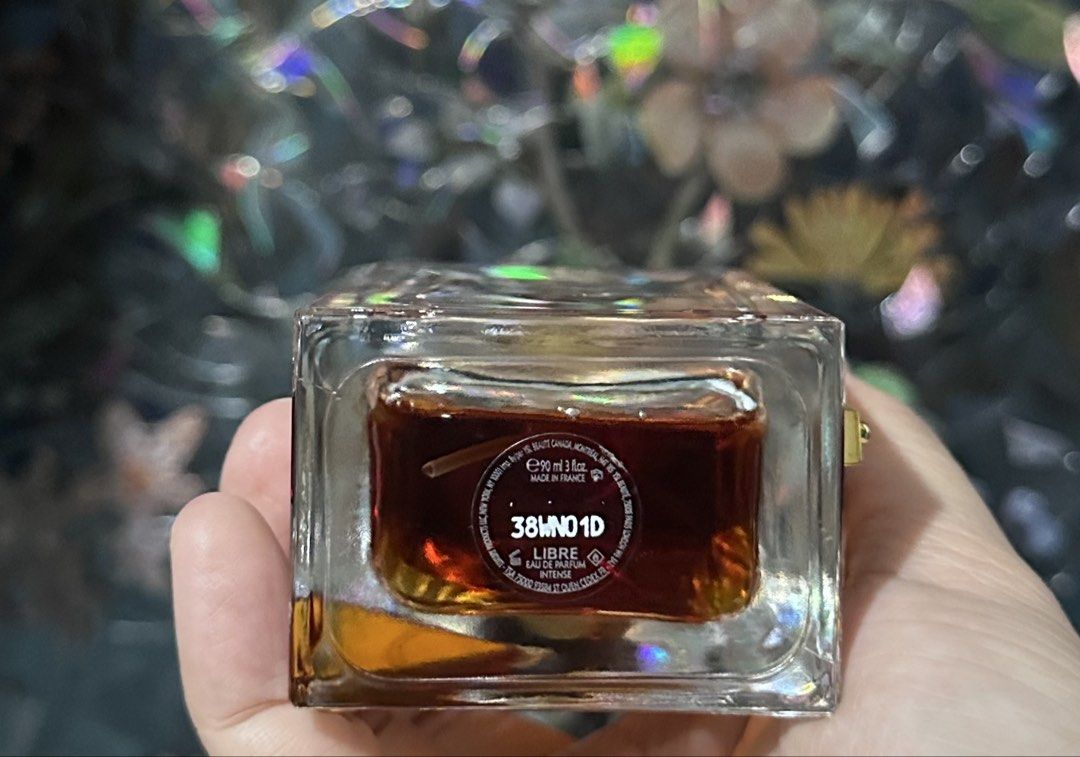 💯 authentic YSL EDP Intense 90ml (Category: Fragrance & Deodorants) located in Cavite. Submitted by chicfinds.slay (Listing ID 1461625509, Image 3). Description: ❤️feel free to message me im hearing offers ❤️💯authentic bought from fragrance outlet store abroad ❤️personal collection w/receipt kept ❤️70/90ml.