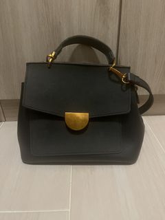（分類：）位於 。 由 kkdor 提交（商品編號 1466506182，圖片 1）。簡介： 。