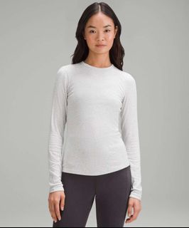 (Category: ) located in . Submitted by rjapparel24 (Listing ID 1466385701, Image 1). Description: .