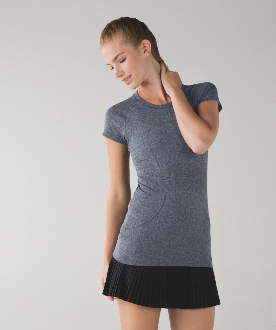 ♻ LULULEMON Swiftly Tech♻ (Category: Activewear) located in Dumaguete. Submitted by rjapparel24 (Listing ID 1466382014, Image 2). Description: ♻ LULULEMON Swiftly Tech♻ Size: 2 on tag Length: 26 / Width: 14 Good As New Condition Color rate: 10 /10 Complete tags / NO ISSUE Just do pm if your interested 📩 650 + SF.