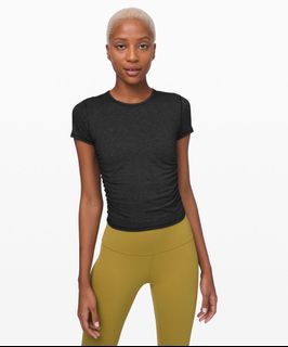 (Category: ) located in . Submitted by rjapparel24 (Listing ID 1466380921, Image 1). Description: .