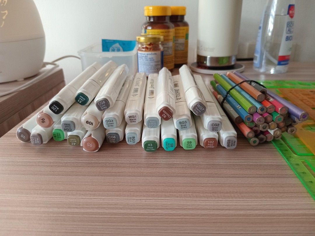 🛍 rendering/drawing materials (Category: Stationery & School Supplies) located in Santa Rosa. Submitted by addielainee (Listing ID 1466469967, Image 3). Description: take all for 250 Inclusions: - ALCOHOL MARKERS (some markers are still working (iba tuyo na) - COLORED PENCIL (faber castell, mix) - COMPASS SET (maped - 1pc missing) - ERASING SHIELD - USED PRANG WATERCOLOR (see pic).