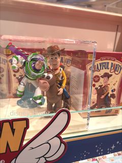 （分類：）位於 。 由 _disney_buyer_ 提交（商品編號 1466376194，圖片 1）。簡介： 。