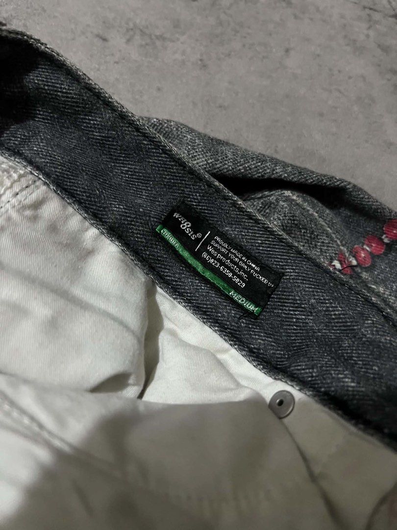 whoosis printed denim pants (Category: Jeans) located in Batangas. Submitted by yuellll (Listing ID 1460084999, Image 3). Description: Width:34 Length:42 Thigh:13 Hem:10.8 Color rate:10/10 Condition:10/10 Issue: N/A.