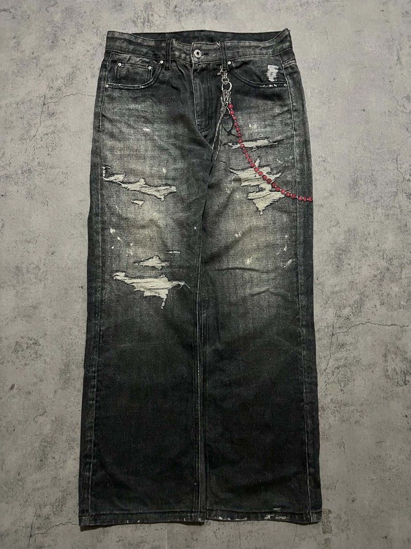 whoosis printed denim pants (Category: Jeans) located in Batangas. Submitted by yuellll (Listing ID 1460084999, Image 1). Description: Width:34 Length:42 Thigh:13 Hem:10.8 Color rate:10/10 Condition:10/10 Issue: N/A.