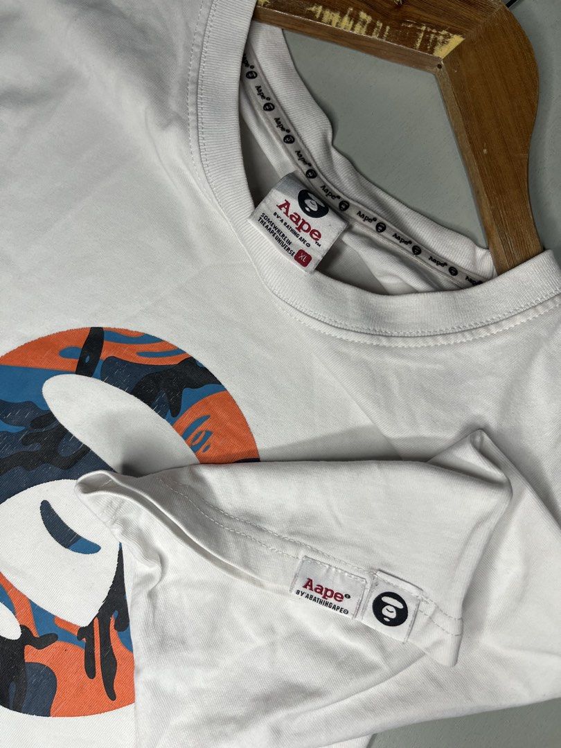 Aape (Category: Luxury Apparel) located in Catbalogan. Submitted by wayndsyclee. (Listing ID 1466409017, Image 3). Description: Aape Size xl Excellent Color rate 9/10 Issue minimal crack Dimes:w21/L28.