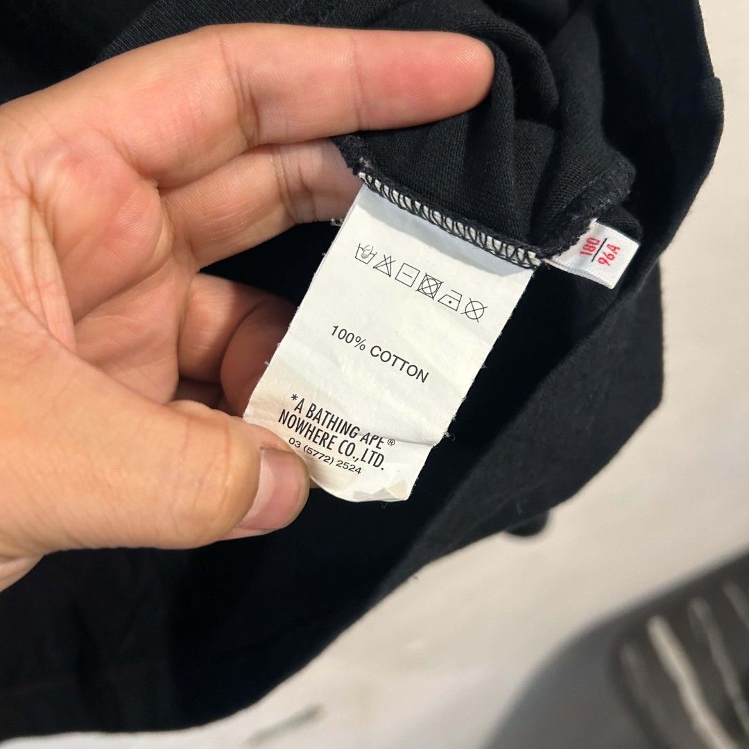 Aape Longsleeve Logo Arm Script (Category: Coats, Jackets and Outerwear) located in Quezon City. Submitted by streetwearandluxph (Listing ID 1466562155, Image 2). Description: Aape Longsleeve Logo Arm Script.
