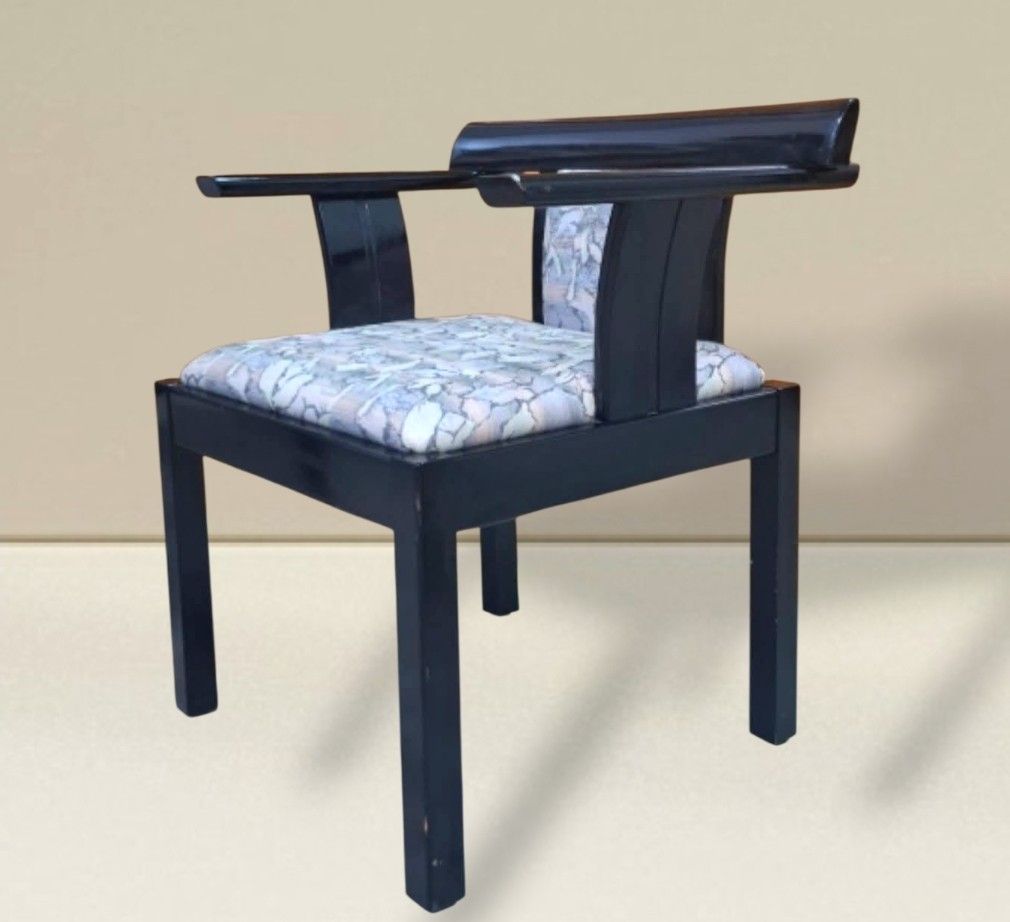 Accent Chair (Category: Chairs) located in Quezon City. Submitted by dannikkishoppe2 (Listing ID 1466553131, Image 1). Description: Accent Chair ‼️₱3800‼️ *solid wood frame *soft foam covered with fabric material Please manage your expectations as there might be minimal flaws. Color may vary due to lighting, it may appear darker or lighter in person. Check photos first before buying. Please refrain from purchasing if you are particular about USED
