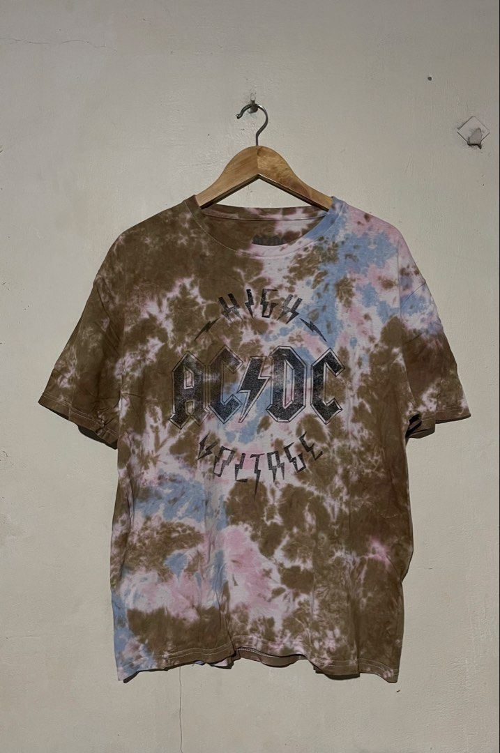 AC/DC High Voltage Tie-Dye (Category: Tshirts & Polo Shirts ) located in San Jose del Monte. Submitted by naaahmaaan (Listing ID 1466376982, Image 1). Description: - Dimes: L 25 W 20 - Size: Tagged S/P - 📍Sjdm Bulacan - Dm me for mote inquiries 📩.