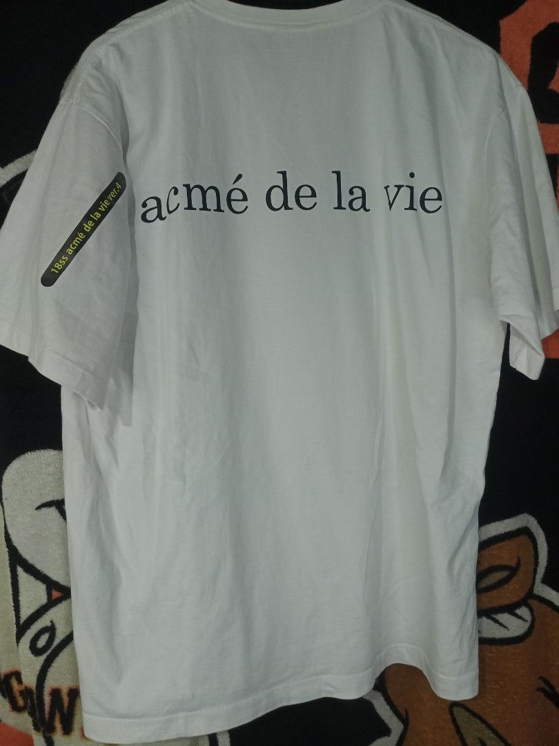 Acme De La Vie Baby Face Tee (Category: Tshirts & Polo Shirts ) located in Castilla. Submitted by stignapamorma (Listing ID 1466487977, Image 2). Description: Luxury Brand White Tee ( Thrifted ) Size - 22x28 Condition - Excellent Color Rate - 9/10 Issue - None Price - 650+SF.