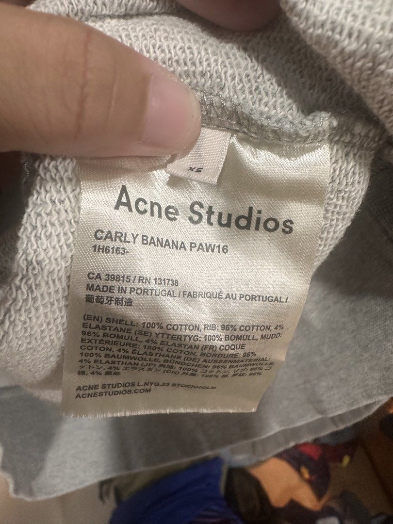 Acne Studios Sweatshirt (Category: Hoodies) located in Bulacan. Submitted by adoseofluxxee (Listing ID 1466439398, Image 3). Description: Acne Studios Sweatshirt.