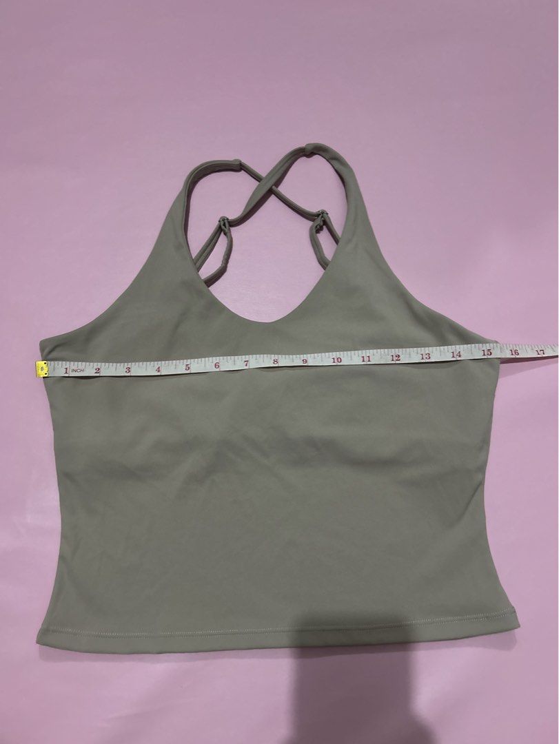 Active Top (Category: Activewear) located in Manila. Submitted by chen_clybelles (Listing ID 1466563458, Image 2). Description: .