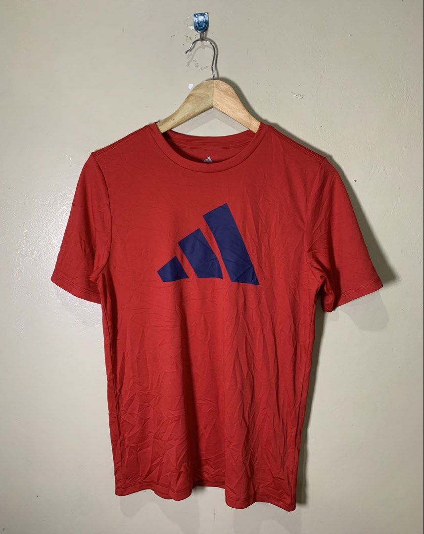 ADID* biglogo Dri fit (Category: Tshirts & Polo Shirts ) located in Molave. Submitted by mysticbird_38213e (Listing ID 1466486803, Image 2). Description: Good as new No issue best fit MEDIUM Pickleball niyo po.