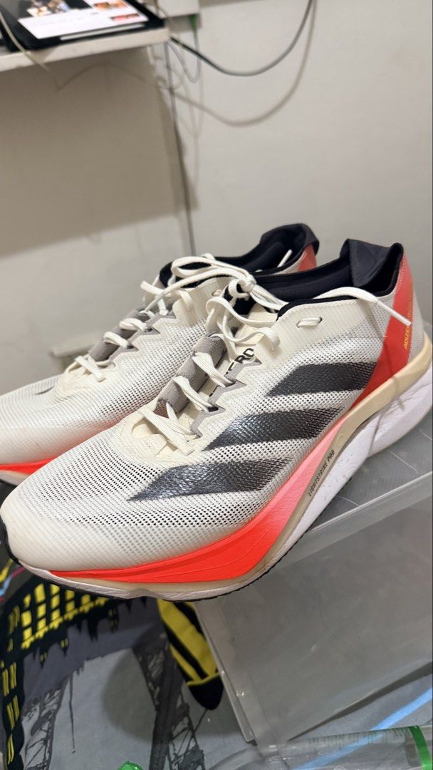 adidas adizero US M 7.5 (Category: Casual Shoes) located in Mariveles. Submitted by tidytrends_25 (Listing ID 1466425988, Image 2). Description: ni.