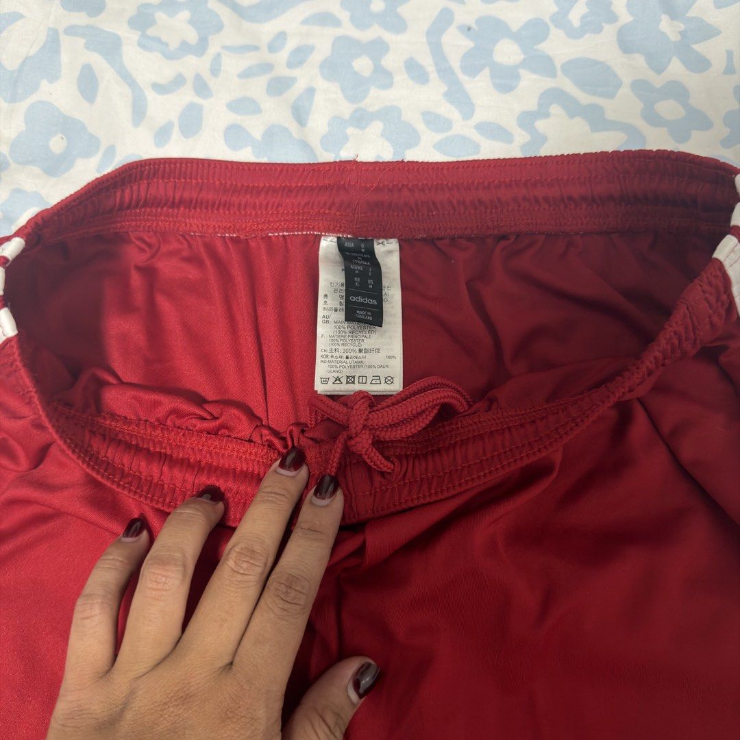 Adidas Mens Shorts (Category: Shorts) located in Manila. Submitted by declutters.wrdrb (Listing ID 1466463725, Image 2). Description: .
