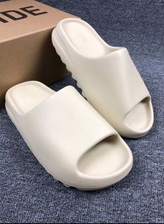 （分類：）位於 。 由 newbalancestore 提交（商品編號 1466480044，圖片 1）。簡介： 。