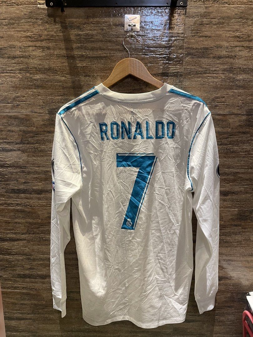 Adidas Real Madrid Ronaldo (Category: Coats, Jackets and Outerwear) located in Pagadian. Submitted by xarlesscute (Listing ID 1466506197, Image 3). Description: .