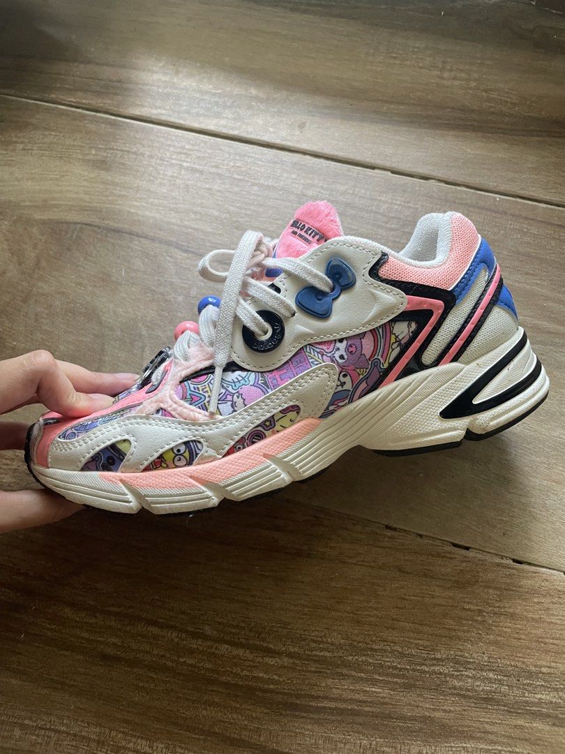 Adidas Sanrio Sneakers (Category: Sneakers) located in Manila. Submitted by kylaaaaa_ (Listing ID 1466354752, Image 2). Description: .
