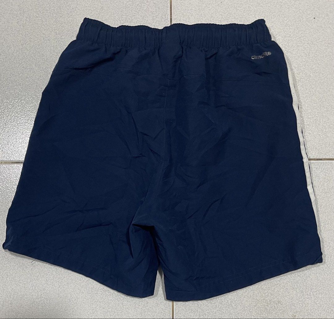Adidas Short (Category: Shorts) located in Mandaue City. Submitted by MJ_80 (Listing ID 1466370572, Image 2). Description: Mens Adidas Climalite Short Fits 24-29 See photos for measurements Color rate & Condition : 9.8/10 Price: 550 .