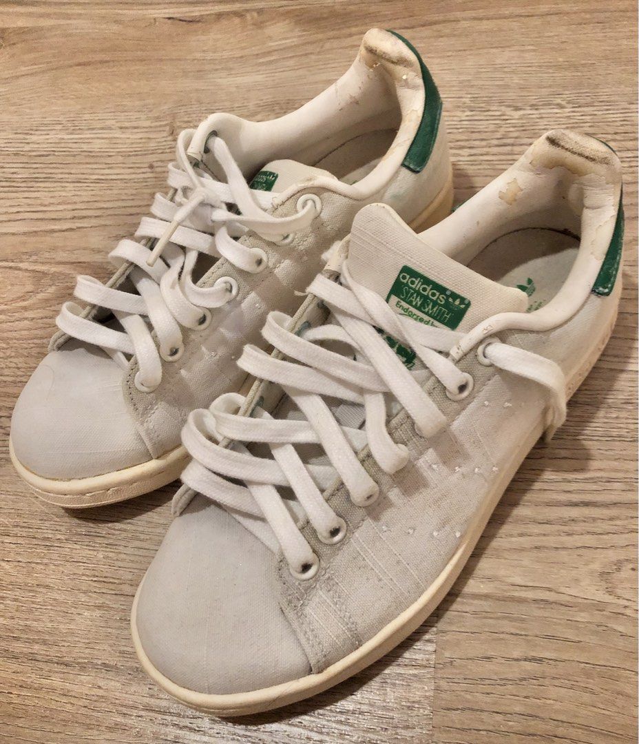 Adidas Stan Smith (Category: Sneakers) located in Quezon City. Submitted by gchua888 (Listing ID 1466434094, Image 1). Description: Adidas Stan Smith Size: US 6.5 Flaws: chipped/peeling sides and slight yellowish stain on side .