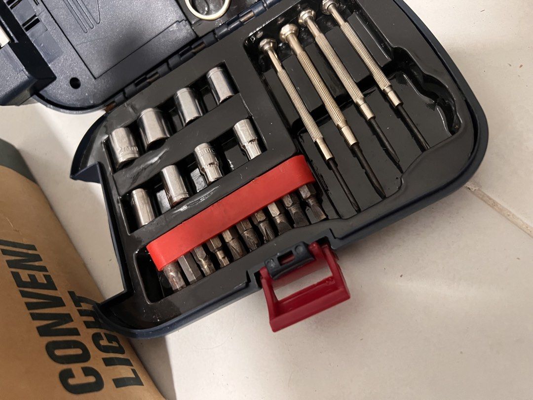 Affordable pocket tool kit 😍👌🏻 (Category: Construction Tools & Equipment) located in Malolos. Submitted by afford.japan (Listing ID 1466437015, Image 3). Description: Affordable pocket tool kit 😍👌🏻.