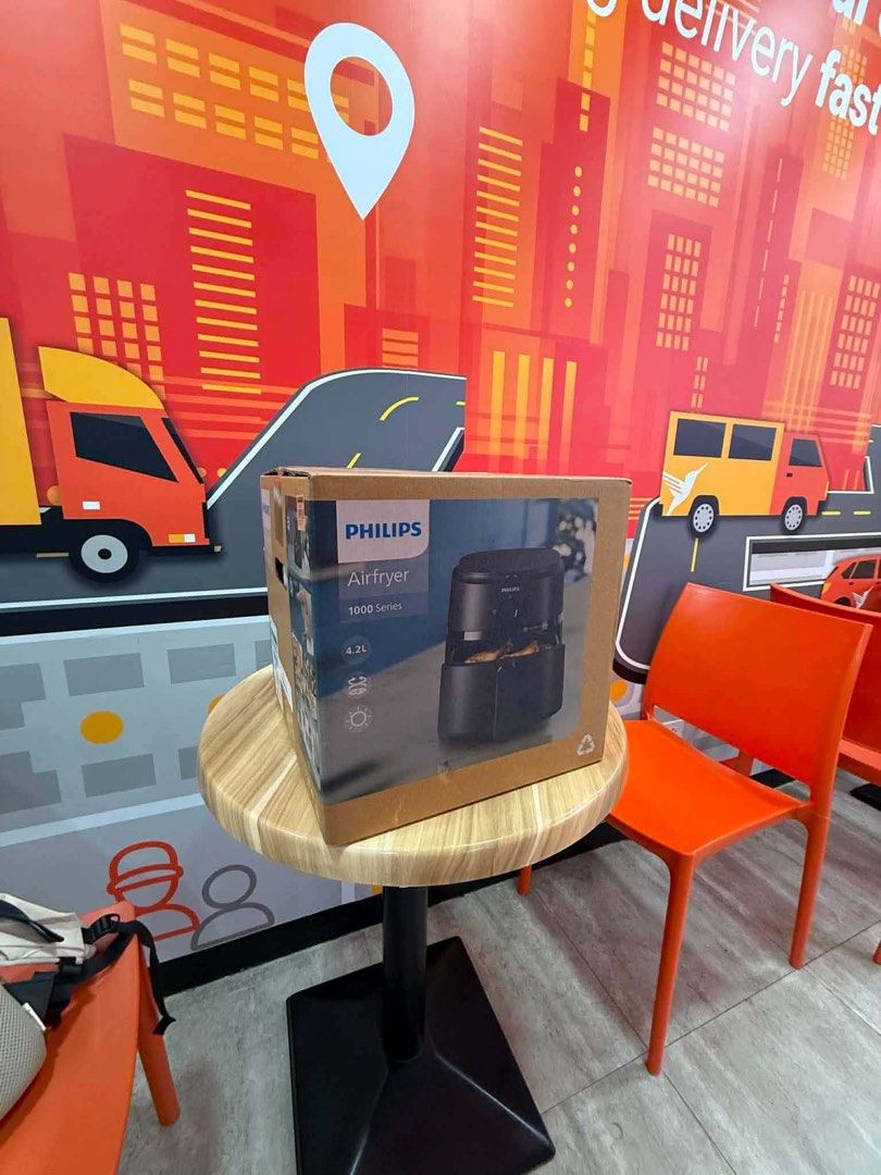 Airfryer (Category: Fryers) located in Mandaluyong City. Submitted by calvinjeyms (Listing ID 1466409236, Image 3). Description: BRAND NEW AIR FRYER FOR SALE! 🔥 Won this from a raffle, but I already have an air fryer at home, so I’m letting this one go! 💰 Original Price: ₱5,500 🏷️ Selling for only ₱3,000! ✨ Brand New / Never Used Great deal for anyone looking for a brand-new air fryer at almost half the price! 📍 RFS: Already have one 📩 PM me