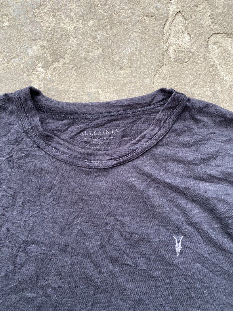 AllSaints Ramskull Embroidered T-Shirt (Category: Tshirts & Polo Shirts ) located in Zamboanga. Submitted by ak.hunt (Listing ID 1466514168, Image 2). Description: Size medium Widt pit to pit 22 Length 27 Vg condition No issue Pm.