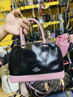 (Category: ) located in . Submitted by qm_global (Listing ID 1466391187, Image 1). Description: .