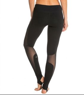 (Category: ) located in . Submitted by rjapparel24 (Listing ID 1466389225, Image 1). Description: .