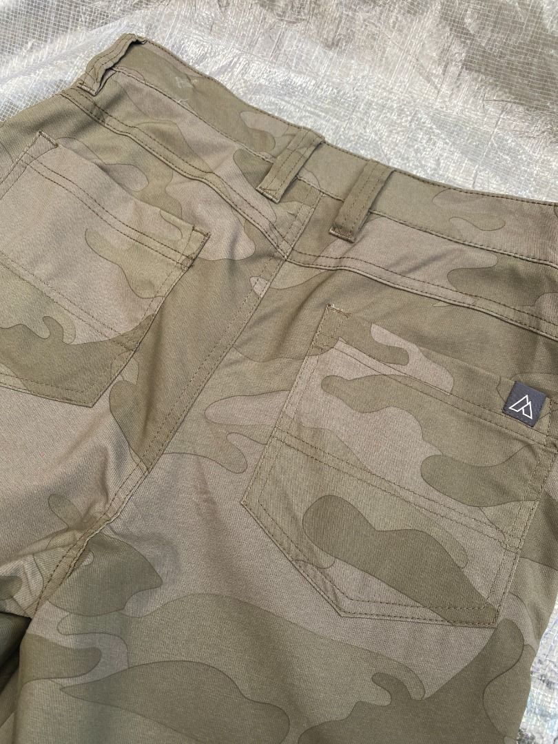 Alpine Design Quick Dry Trail Head Tech Camouflage Shorts (Category: Shorts) located in Cadiz. Submitted by davidspothead (Listing ID 1466353102, Image 3). Description: Size 30 on tag Length 20" Good as new .