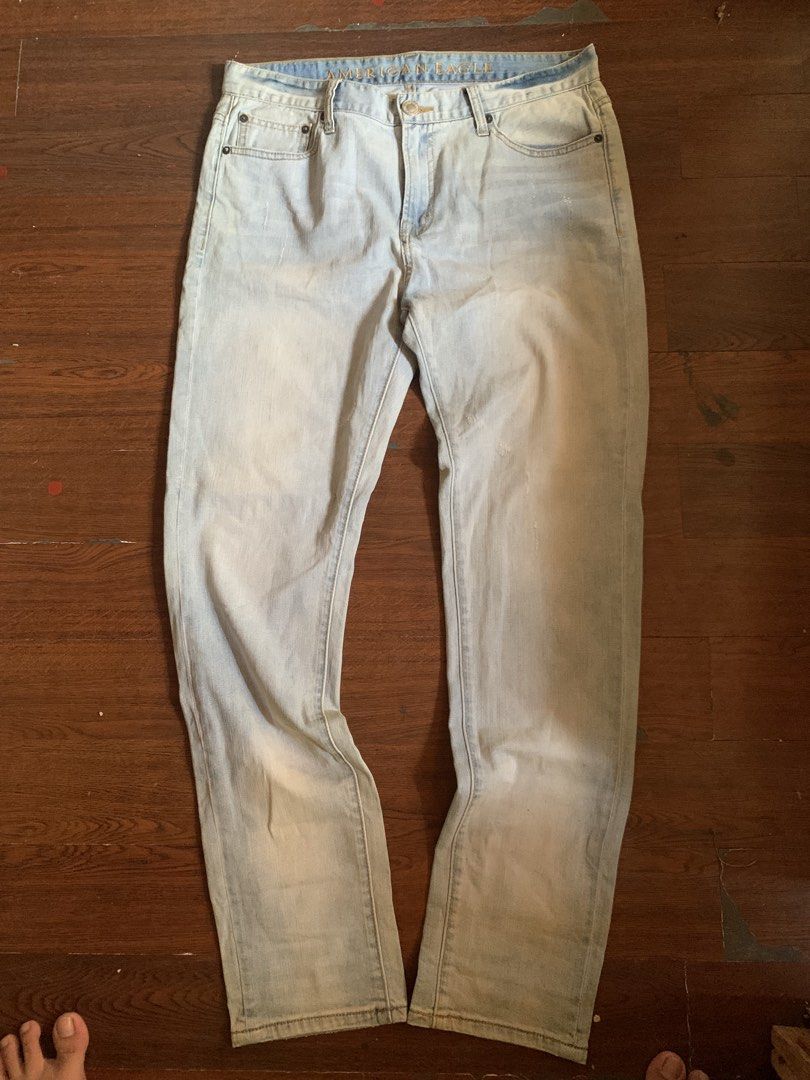 American Eagle Skinny Light Wash Jeans (Category: Jeans) located in Pasig City. Submitted by tan_flipping (Listing ID 1466560647, Image 1). Description: - Brand: American Eagle - Fit: Skinny - Color/Wash: Light wash with subtle fading and distressing - Details: Classic five-pocket setup, button closure, zipped fly, and leather brand patch on the back waistband - Condition: Well-maintained and ready to wear.
