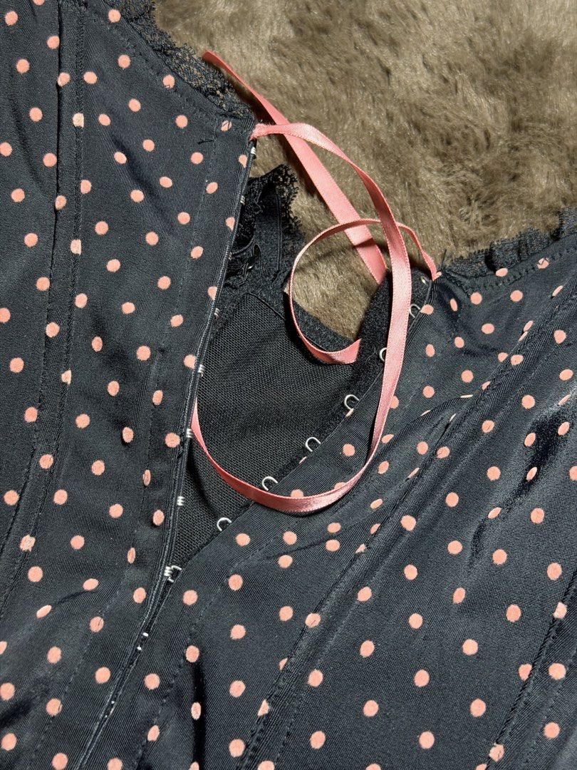 ANN SUMMERS lace strap polka corset top (Category: Sleeveless) located in Valenzuela. Submitted by julijulyxoxo (Listing ID 1466393573, Image 2). Description: runs small size‼️ might fit medium MOP: maribank, gcash, maya MOD: J&T Express Item is unwashed. Please wash immediately before wearing! 📍san miguel bulacan .