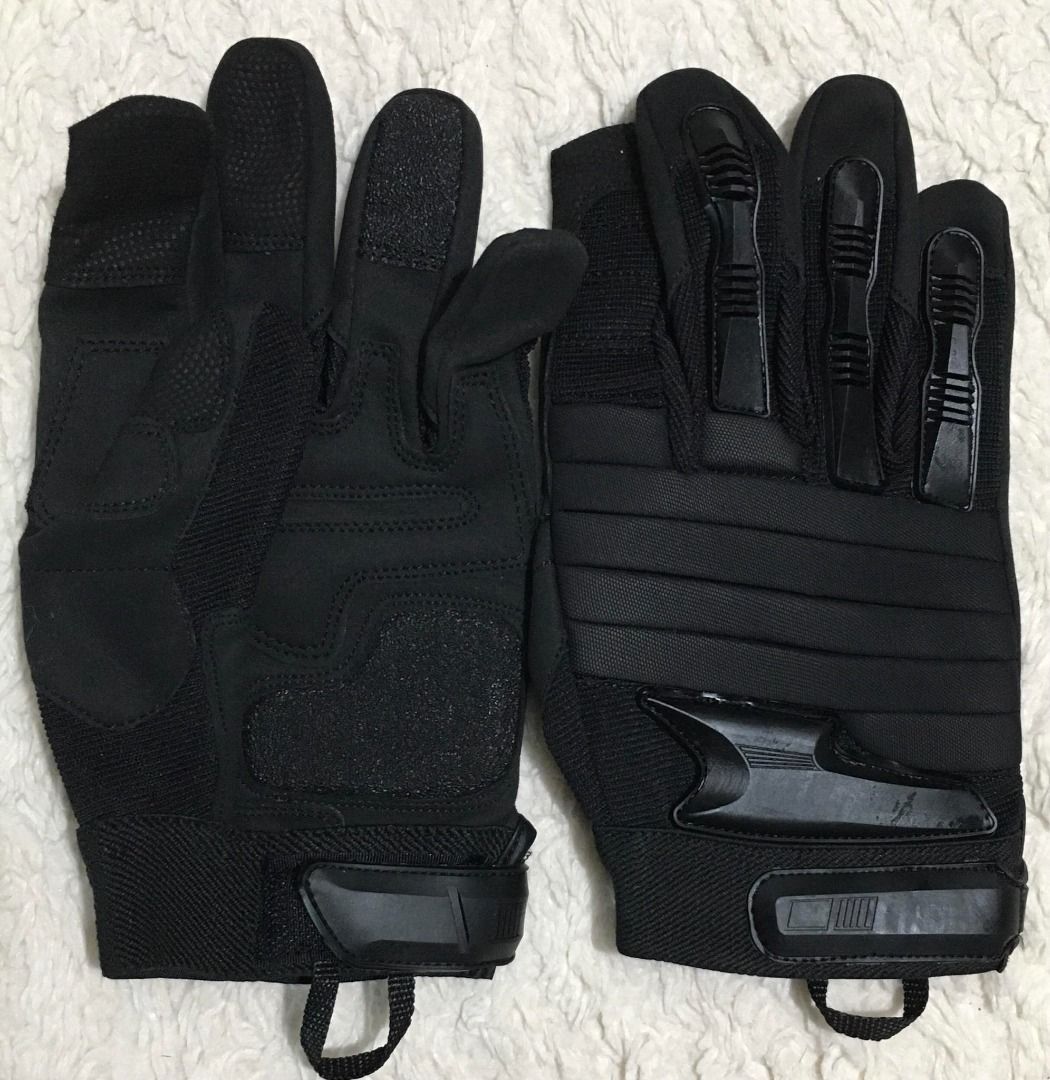 Anti-Static Impact Gloves (Category: Gloves) located in Marikina City. Submitted by jr_hae (Listing ID 1466350377, Image 3). Description: TSize: Large Amara Leather: 40% Nylon Spandex: 12% TPR Rubber: 8% Eva Rubber: 7% Keraline Lining: 7% Elastic Wrist: 6% Lycra Fabric: 5% Touch Material: 4% Anti-Slip Material: 4% Velcro Closure: 3% Foam Padding: 1% Machine Washable Glove Assembled in USA Intended Uses Military Law Enforcement Shooting Sports Mai