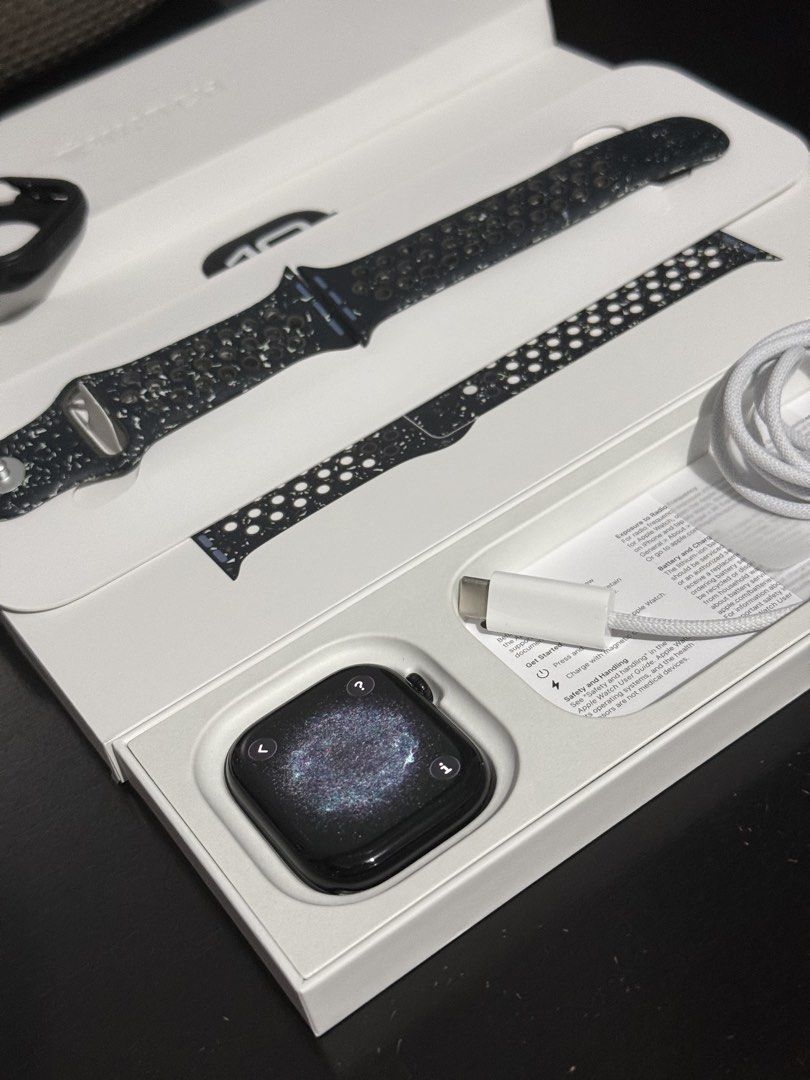 Apple Watch Series 10 46mm GPS (Category: Wearables & Smart Watches) located in Quezon City. Submitted by aparadornilanda (Listing ID 1466448982, Image 2). Description: Preloved With minor scratches Comes with complete box, charger, sports band (small), watch, and caseology bumper case No issues THIS IS AUTHENTIC. BOUGHT FROM APPLE STORE IN CHICAGO LAST OCTOBER 2024 *no lowballers please* RFS: need funds Mode of payment: GCash / Cash SF: c/o buye