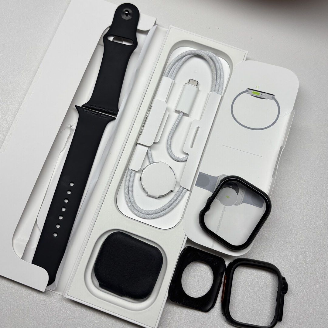 Apple Watch Series 10GPS 46mm (Category: Wearables & Smart Watches) located in Makati City. Submitted by dianedelro (Listing ID 1466475636, Image 3). Description: Apple Watch Series 10GPS 46mm Jet Black Aluminum case w/ Black sport band - M/L 100% Battery Capacity Warranty till 12/29/26 “UNUSED” Original charger Cord “UNUSED” Original Band With 2 Case & 1 Used Strap With Box & Receipt (The loop).