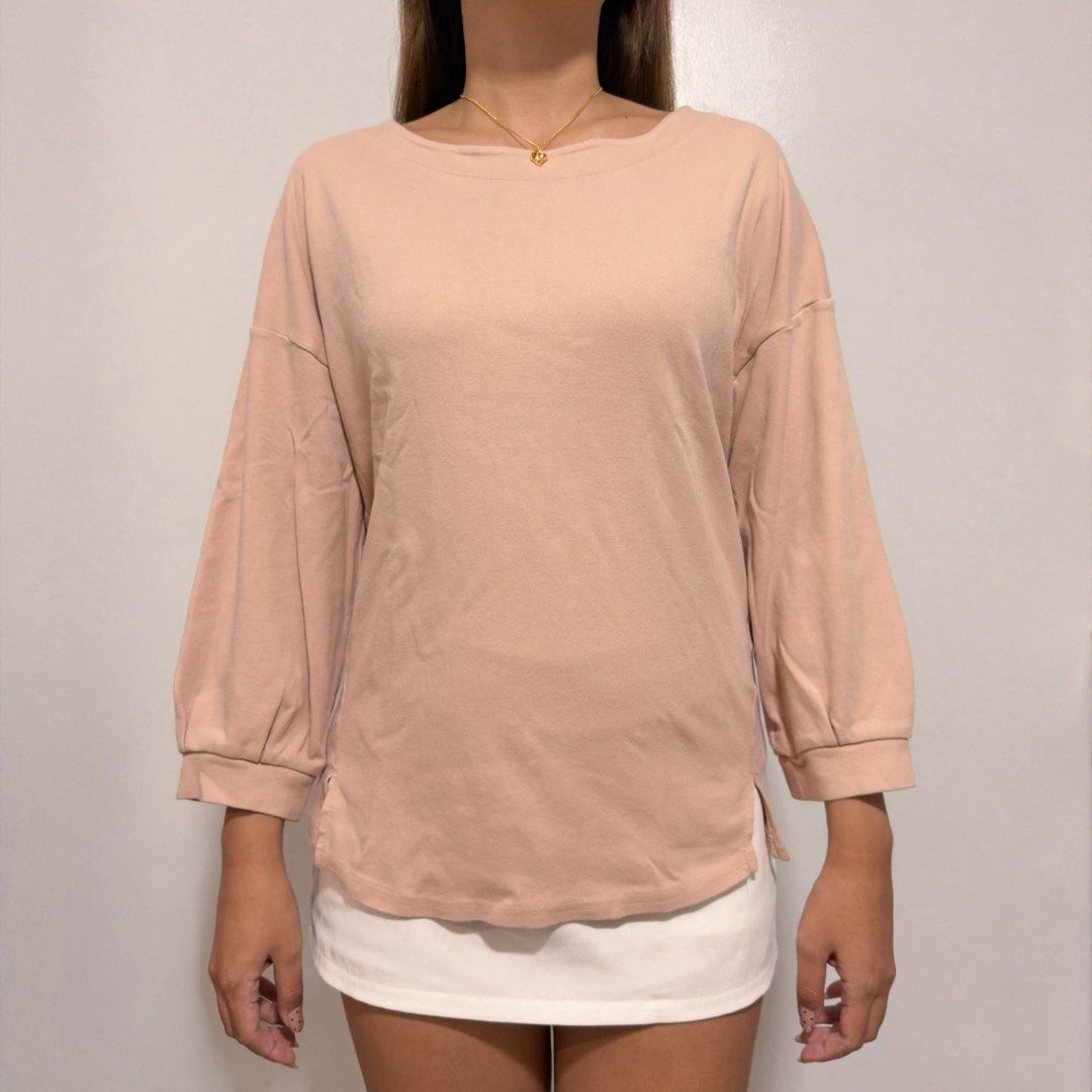 apricot mid length sleeve top (Category: Longsleeves) located in Cebu City. Submitted by cuteoncue (Listing ID 1466551496, Image 3). Description: large-xl.