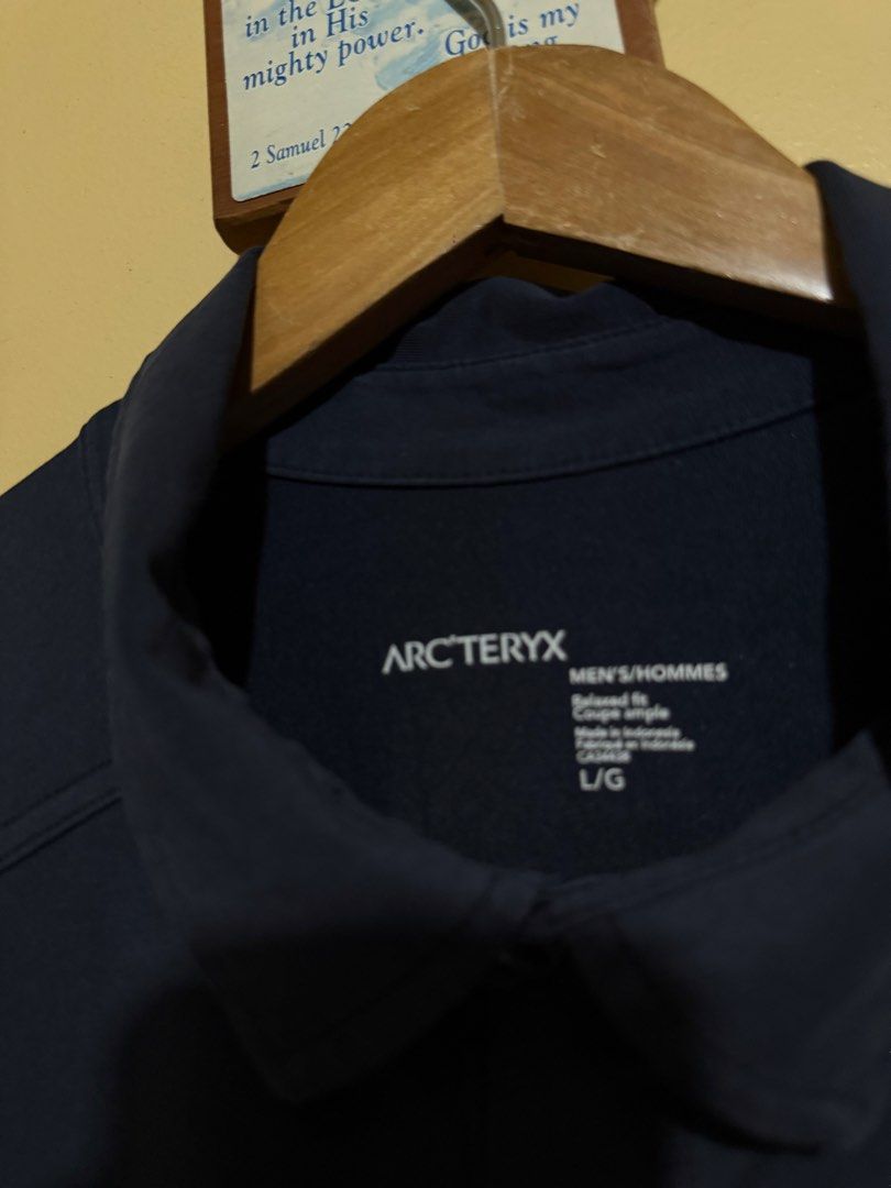 Arc’teryx polo shirt (Category: Tshirts & Polo Shirts ) located in Daraga. Submitted by casualthread (Listing ID 1466451917, Image 2). Description: Authentic Issue last 2 pic bleach stain and loose stitch 21.5x29 9.5/10.