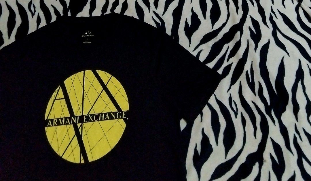 Armani (Category: Formal Shirts) located in Davao. Submitted by chedrick1026 (Listing ID 1466435483, Image 3). Description: Armani Exvhange Tee Size Large Dimension 21 x 29 Excellent Condition Color Rate 10/10 No Issue Legit💯 Pm/Loc Davao City.