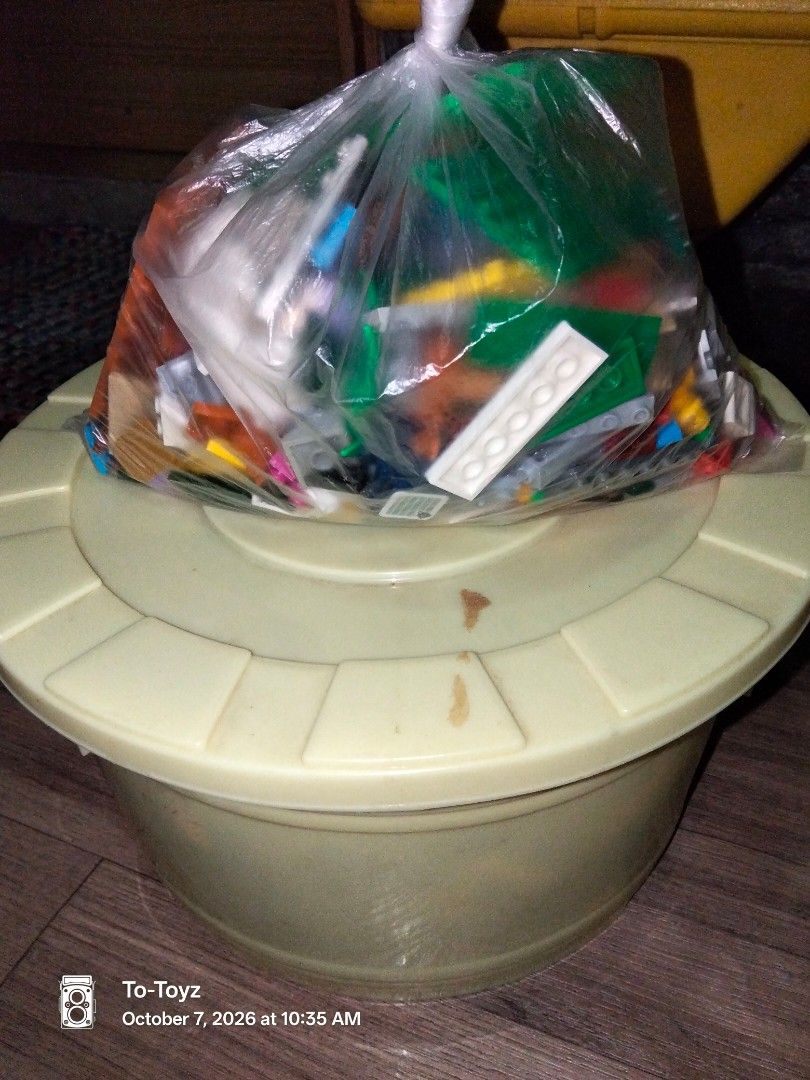 Assorted Bundle of Authentic LEGO + Kawada Nanoblocks Japan (Category: Lego & Building Sets) located in Manila. Submitted by totoyz_mkyby (Listing ID 1465209290, Image 1). Description: 🔥 ALL-IN BULK SET — Great for Builders & Collectors! 🔥 ✨ What You Get: ✅ Authentic Kawada Nanoblocks — Japan's original micro-sized building blocks (4×4×5mm pieces!) ✅ Genuine LEGO Bricks & Pieces — standard size, high quality ✅ Mixed bulk lot — plenty of pieces 