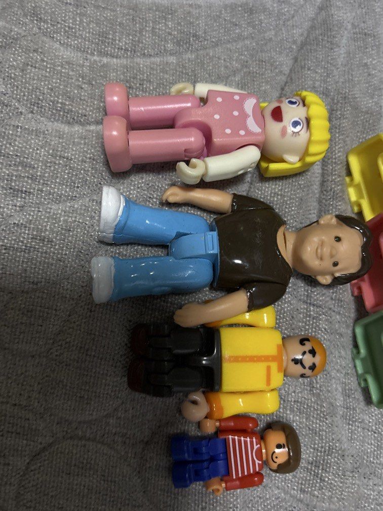 Assorted toys 7 pcs (Category: Kids Toys) located in Calamba. Submitted by cur8d (Listing ID 1466443547, Image 2). Description: .