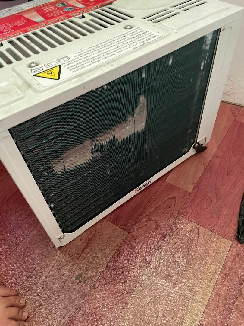 Astron 0.6 hp window type (Category: Air Conditioning and Heating) located in Manila. Submitted by kiel_119105 (Listing ID 1466433990, Image 3). Description: For Sale Astron 0.6HP Window type 3months old 1month lang nagamit nkatambak lang. 5,000 only. pm na lang po. Trece Cavite. pick up or lalamove ..