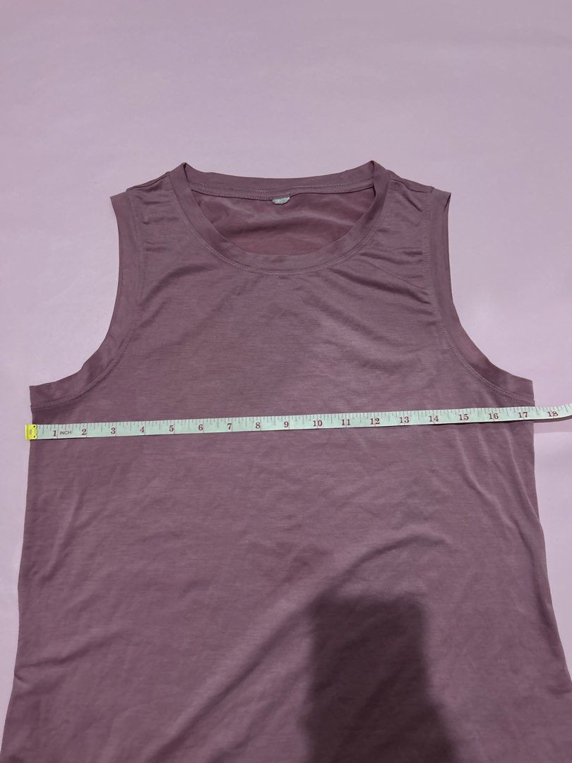 Athleta Active top (Category: Activewear) located in Manila. Submitted by chen_clybelles (Listing ID 1466563370, Image 2). Description: .