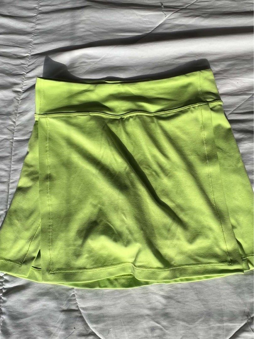 Athleta Girl Skort Lime Green (Category: Activewear) located in Makati City. Submitted by yupangcoem67324 (Listing ID 1466420841, Image 1). Description: Listed as large but it’s for a size small!:).