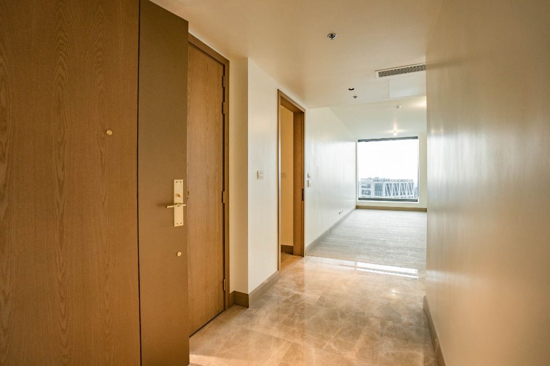 Aurelia Residences for Sale (Category: Apartments & Condos) located in Makati City. Submitted by zachpe.toprealty (Listing ID 1466426604, Image 3). Description: AURELIA RESIDENCES – RARE REOPENED 3BR DELUXE | EXCEPTIONAL VALUE A rare opportunity to acquire a 242 sqm 3-bedroom deluxe residence at Aurelia Residences, one of BGC's most prestigious ultra-luxury addresses. This reopened East Tower residence offers a desirable southeast-facing orientat