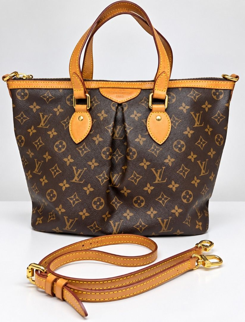 Auth. Louis Vuitton Monogram Palermo PM Bag (Category: Luxury Bags & Wallets) located in Antipolo. Submitted by aaliyahs.closet2 (Listing ID 1456212495, Image 1). Description: Strictly 2days Reservation Only. Moneyback Guaranteed. Location: Antipolo, City Shipment via: Lalamove LBC Cash on delivery J&T Meet- ups is available for higher amount only. Disclaimer: I am not affliated with any of the brands featured in this account. Copyrights and regi