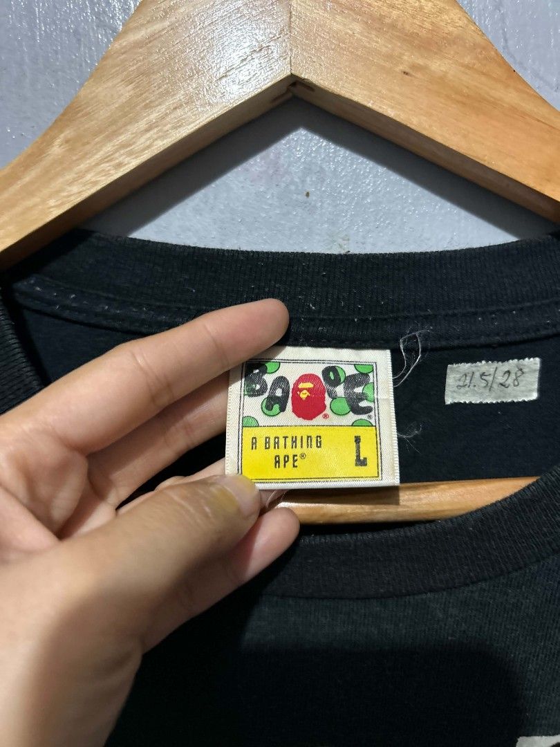 Authentic BAPE SHARK CAMO (Category: Tshirts & Polo Shirts ) located in Bayombong. Submitted by hc_apparel0124 (Listing ID 1466494195, Image 2). Description: Need Wash only pwede pang gala maganda ang tela.